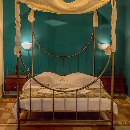 Kynthia * Νεοχώρι
