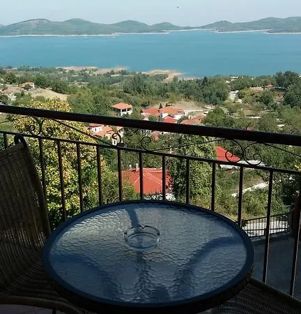 Kynthia Гостевой дом Неохорион